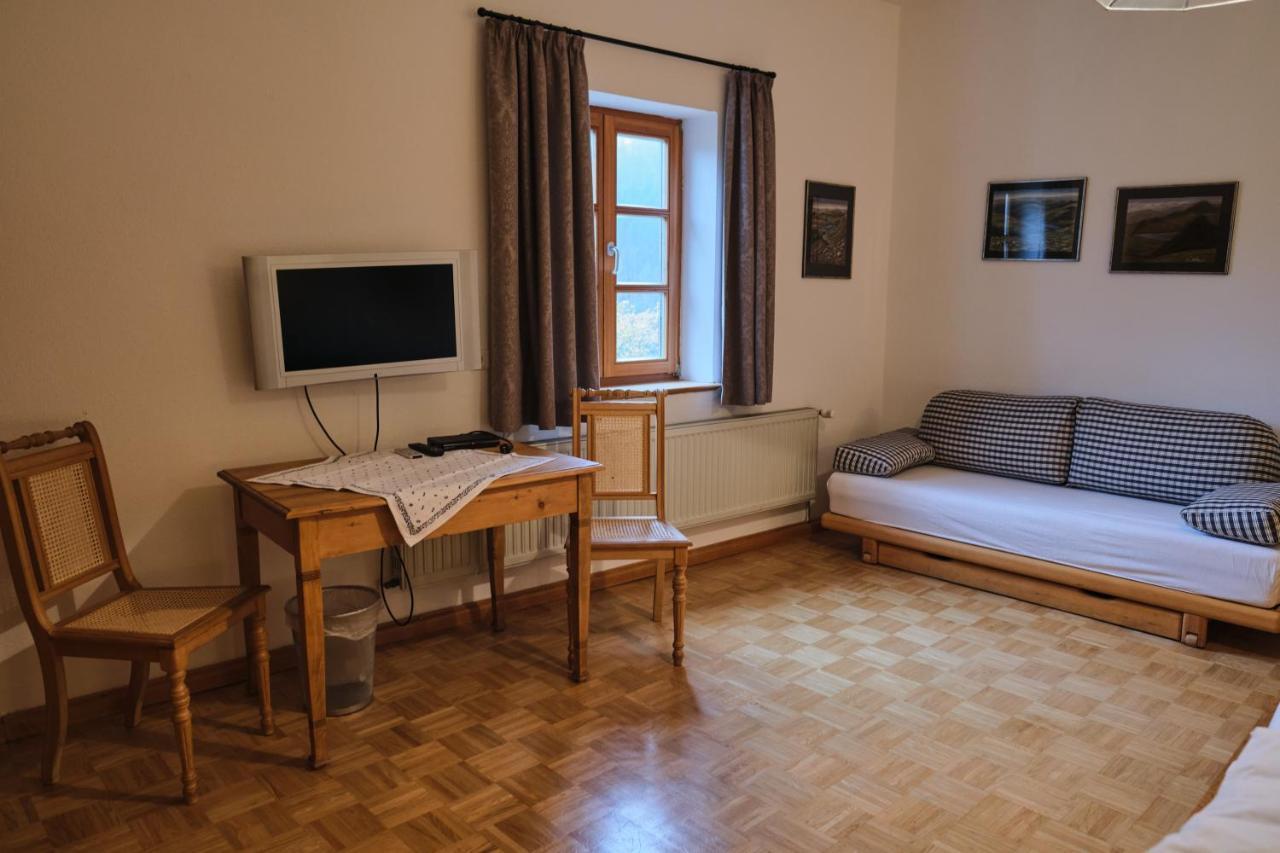 Wirtshaus Im Schloss Fuersteneck Fursteneck Экстерьер фото